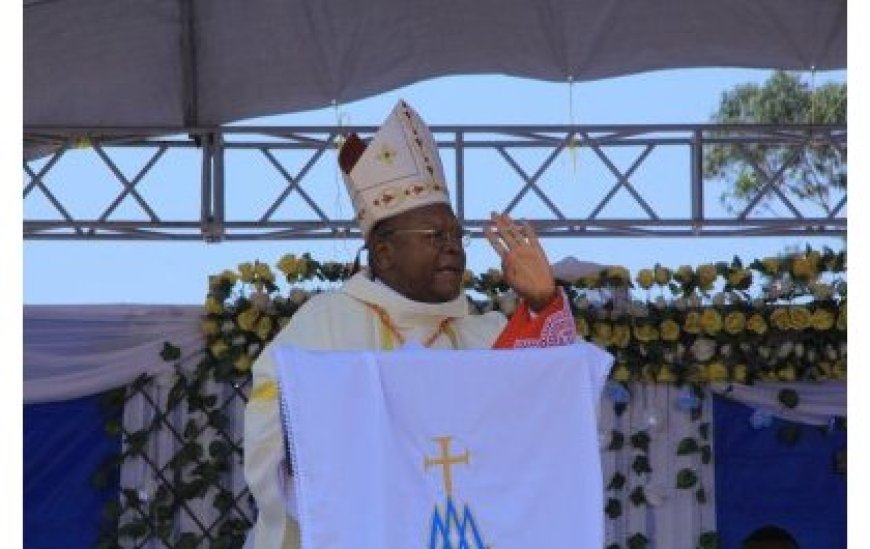 RDC: Ibya Cardinal Ambongo na Leta ya Congo bikomeje kuba agatereranzamba dore ko na Papa Francis ari gukurikiranira hafi iperereza riri kumukorwaho