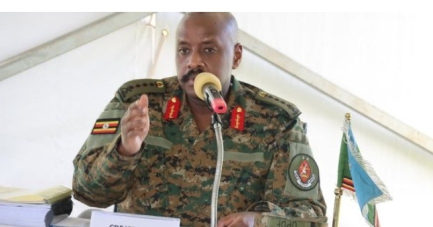 Abasirikare batwara imodoka nabi, umugaba mukuru Gen Muhoozi Kainerugaba yabafatiye imyanzuro itazaborohera